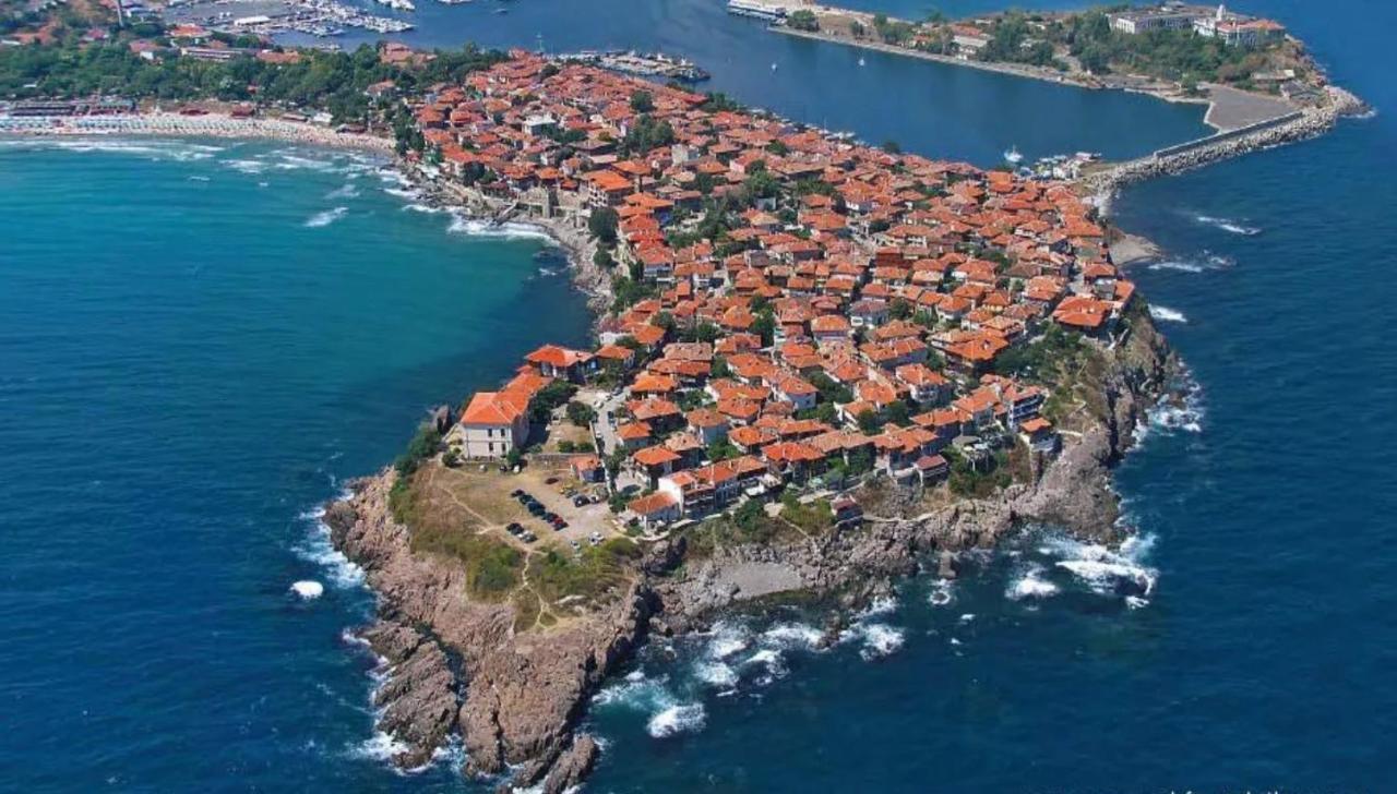 Gardenia Suites Sozopol Exterior photo