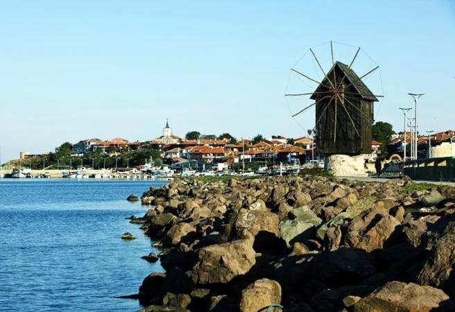 Gardenia Suites Sozopol Exterior photo