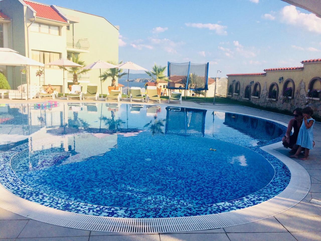 Gardenia Suites Sozopol Exterior photo